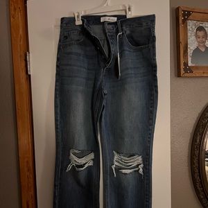 NWT 90’s boyfriend distressed jeans.